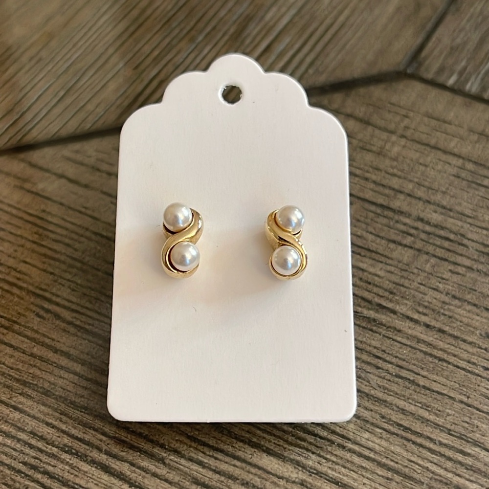 Vintage S Shaped Stud Earrings with Two Faux Pearls